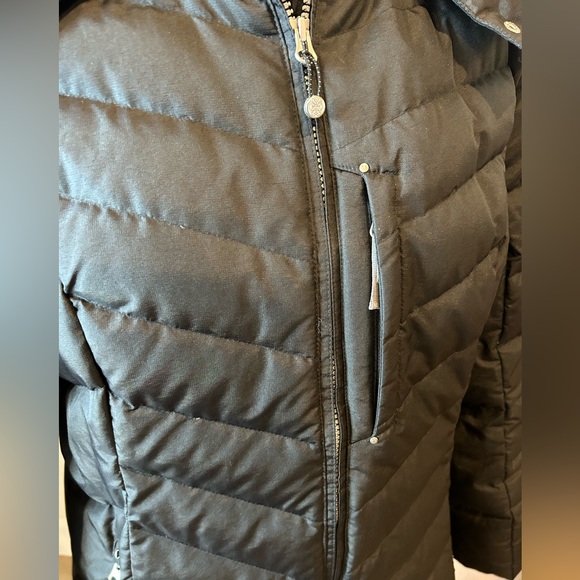 Eddie Bauer Down Parka with removable faux fur hood; size Petite XL. - Picture 3 of 14